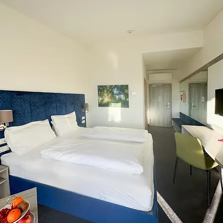 Dormero Seho Graz Hotel 4*